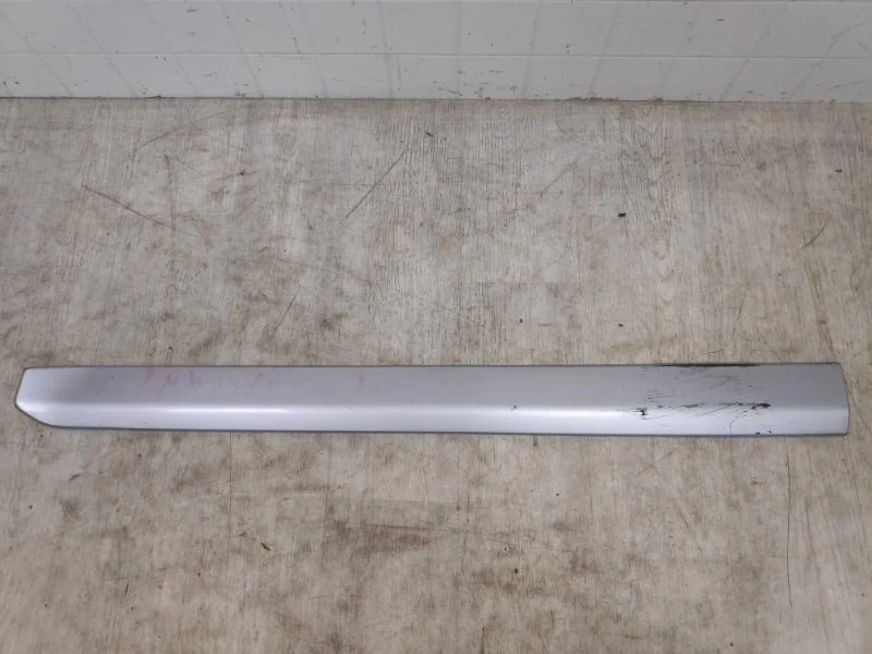 Молдинг на дверь MITSUBISHI OUTLANDER XL 2006 2007 2008 2009 2010 2011 2012 5727A030 CW1W 4B11, передний правый
