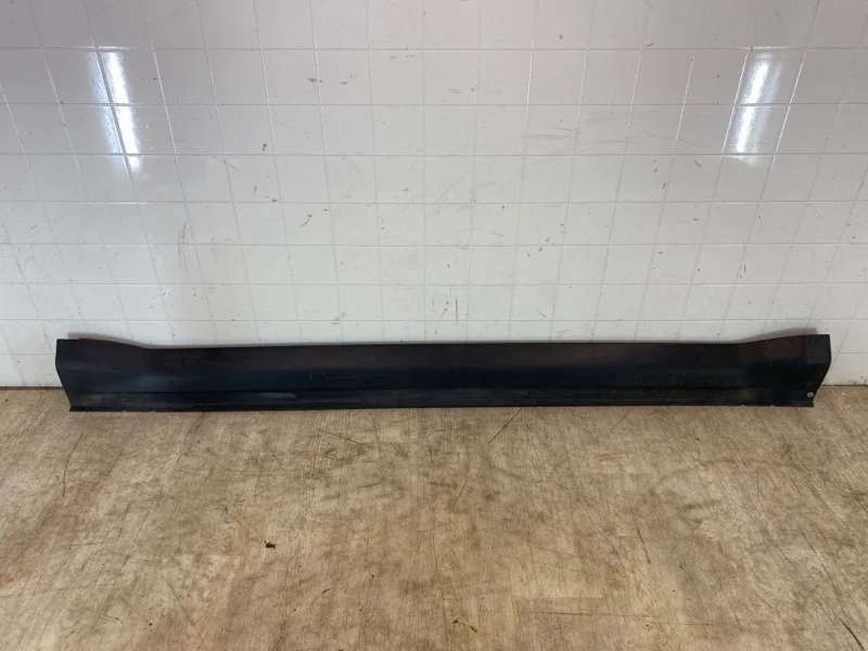 Накладка на порог MITSUBISHI OUTLANDER XL 2006 2007 2008 2009 6512A025 CW1W 4B11, левая