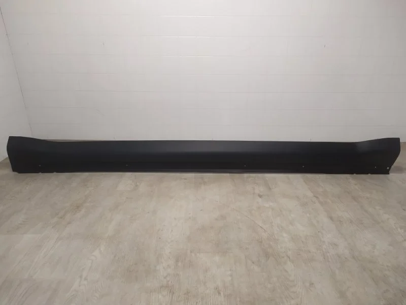 Накладка на порог MITSUBISHI OUTLANDER XL 2006 2007 2008 2009 MB12024R CW1W 4B11