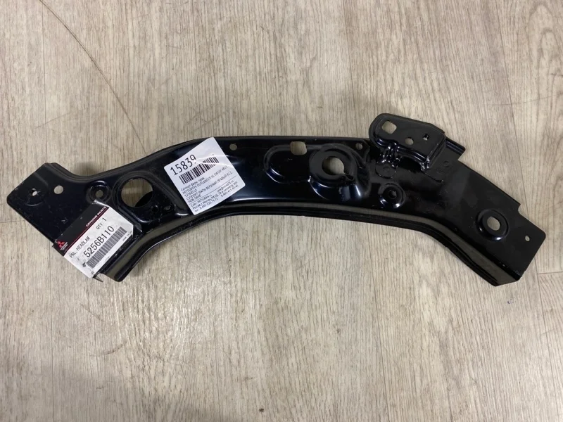 СУППОРТ ФАРЫ MITSUBISHI OUTLANDER XL 2010 2011 2012 5256B110 CW1W 4B11, правый