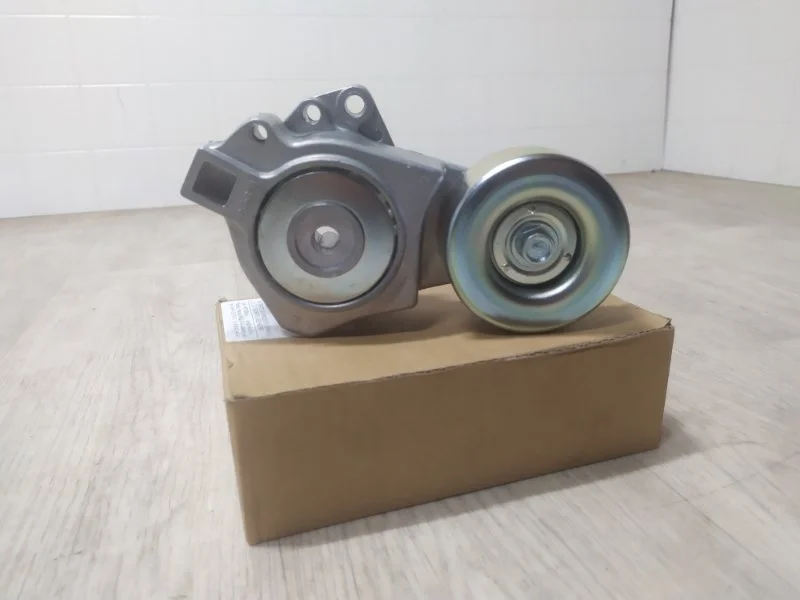 Натяжитель Mitsubishi Pajero 4 2006- 1345A078 V87W 4M41