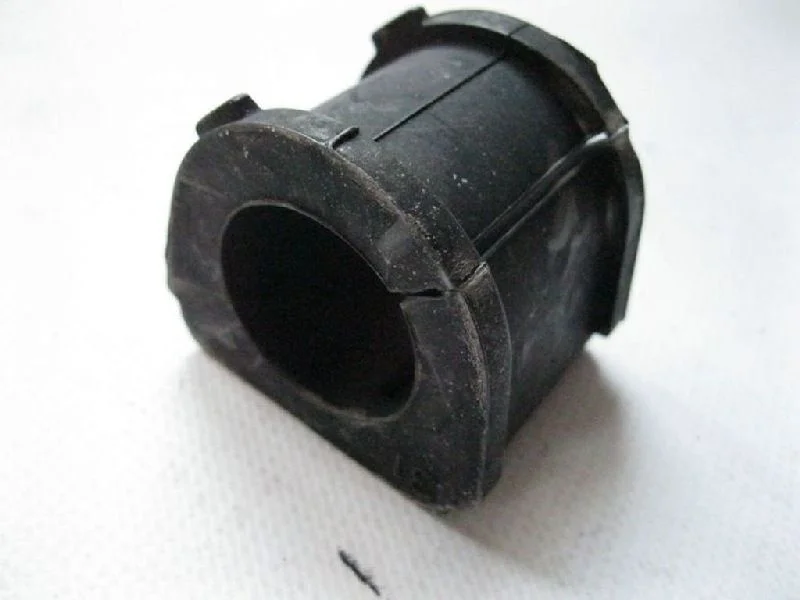 ВТУЛКА MITSUBISHI PAJERO SPORT 1 1998 1999 2000 2001 2002 2003 2004 2005 2006 2007 2008 2009 MR267649 K97W 4D56, передняя