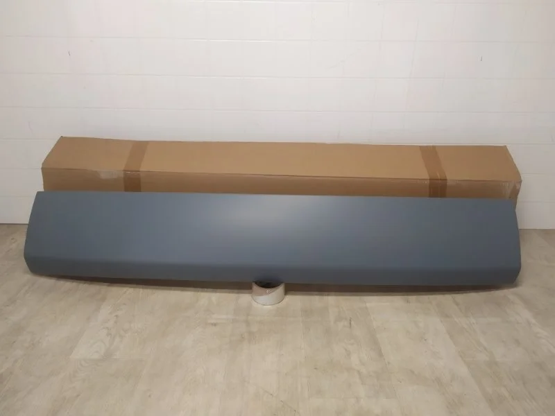 НАКЛАДКА КРЫШКИ БАГАЖНИКА MITSUBISHI PAJERO SPORT 2 2008 2009 2010 2011 2012 2013 2014 2015 MB22024 KH4W 4D56