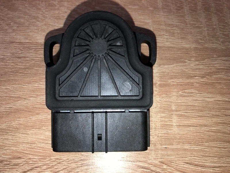 ДАТЧИК ПОЛОЖЕНИЯ ПЕДАЛИ ГАЗА MITSUBISHI SPACE WAGON 1998-2004 MR578862 N83W 4G63