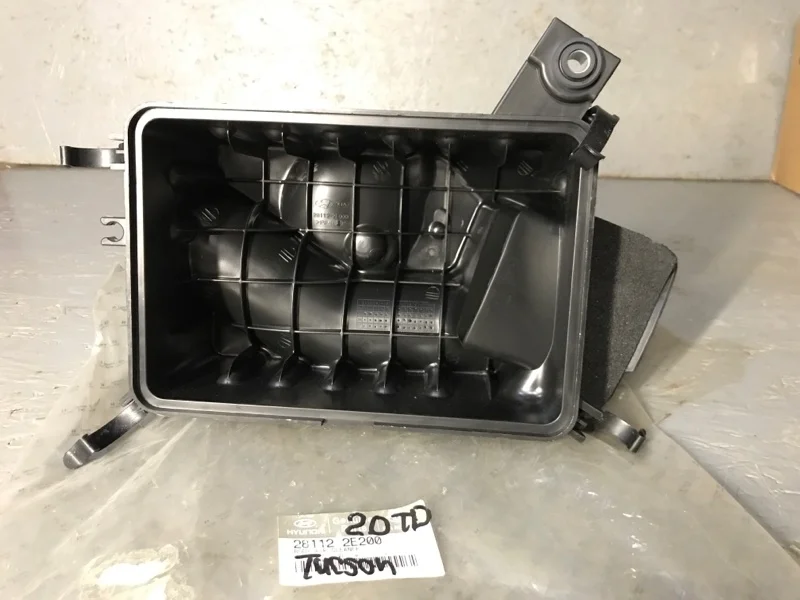 Корпус воздушного фильтра Hyundai Tucson 1 2004 2005 2006 2007 2008 2009 2010 281122E200