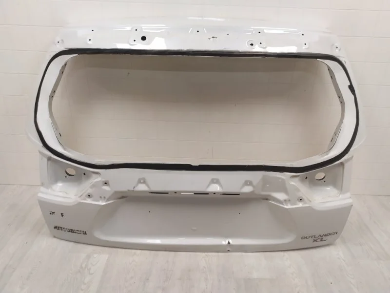 Крышка багажника MITSUBISHI OUTLANDER XL 2006 2007 2008 2009 2010 2011 2012 5801A524 CW1W 4B11, задняя