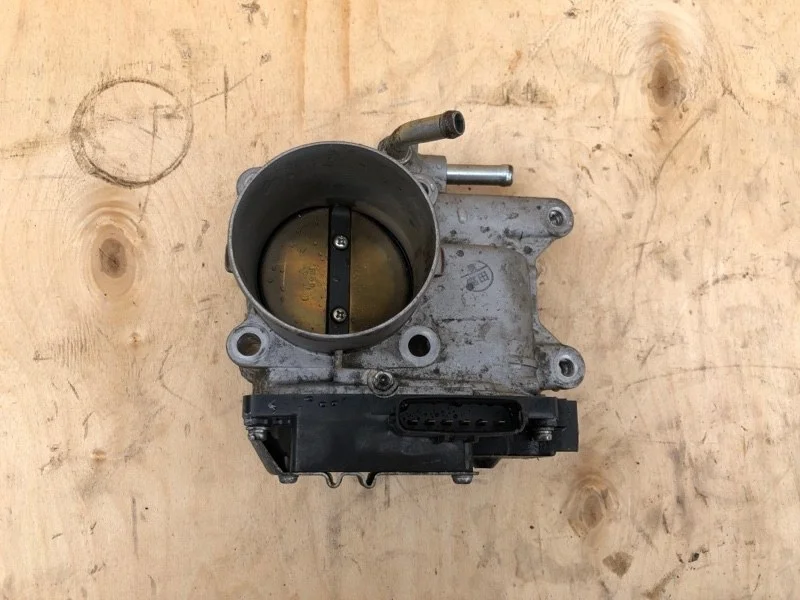 Дросельная заслонка MITSUBISHI OUTLANDER XL 2006 2007 2008 2009 2010 2011 2012 1450A102 CW1W 4B11