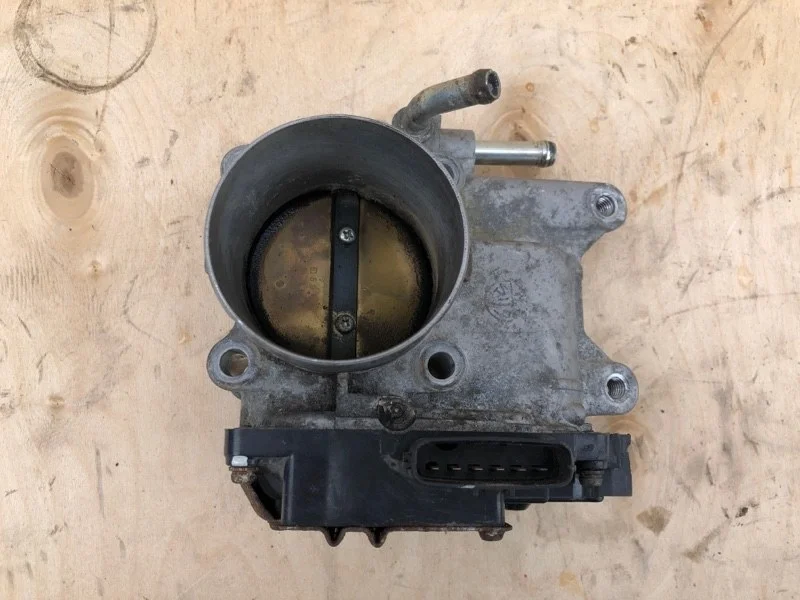 Дросельная заслонка MITSUBISHI OUTLANDER XL 2006 2007 2008 2009 2010 2011 2012 1450A102 CW1W 4B11