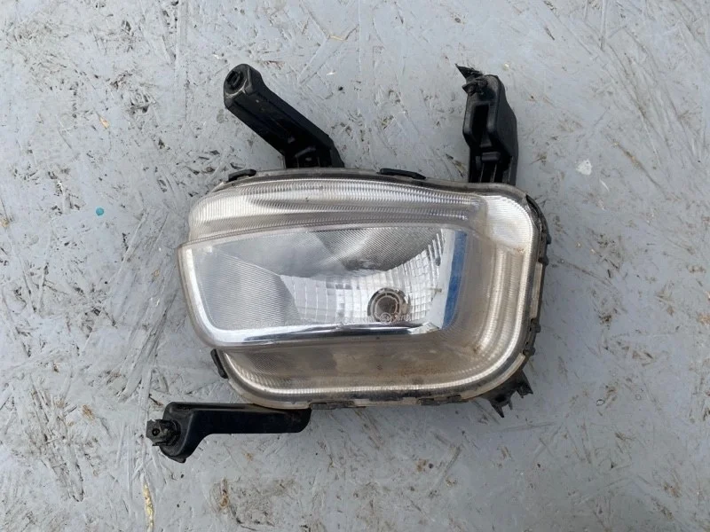 Фара противотуманная KIA RIO 2015 922074Y000 1.4, передняя левая