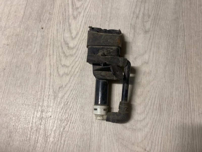 ФОРСУНКА ОМЫВАТЕЛЯ ФАР MAZDA MAZDA 6 2007 GS1F5182XA GH 1.8, передняя правая