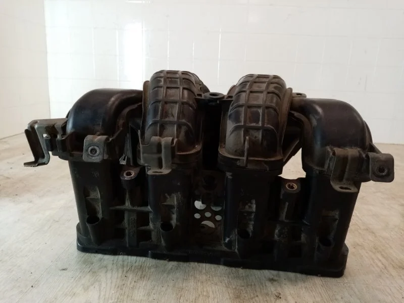 Коллектор впускной MITSUBISHI LANCER 10 2007 1540A069 4B10