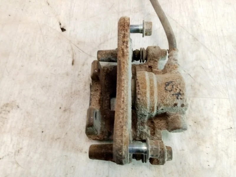 СУППОРТ ТОРМОЗНОЙ Mitsubishi Asx 2010 2011 4605A264 GA1W, задний правый