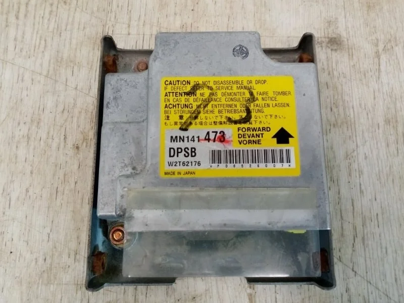 Блок управления аирбаг MITSUBISHI LANCER 9 2000 2001 2002 2003 2004 2005 2006 2007 2008 2009 2010 2011 MN141473 CS1A 4G13