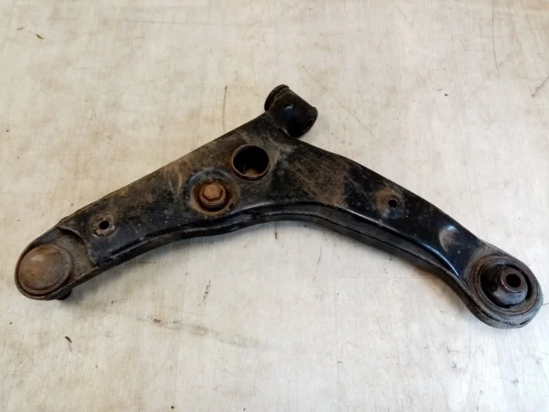 Рычаг подвески MITSUBISHI LANCER 9 2000 2001 2002 2003 2004 2005 2006 2007 2008 2009 2010 2011 4013A274 CS1A 4G13, передний правый