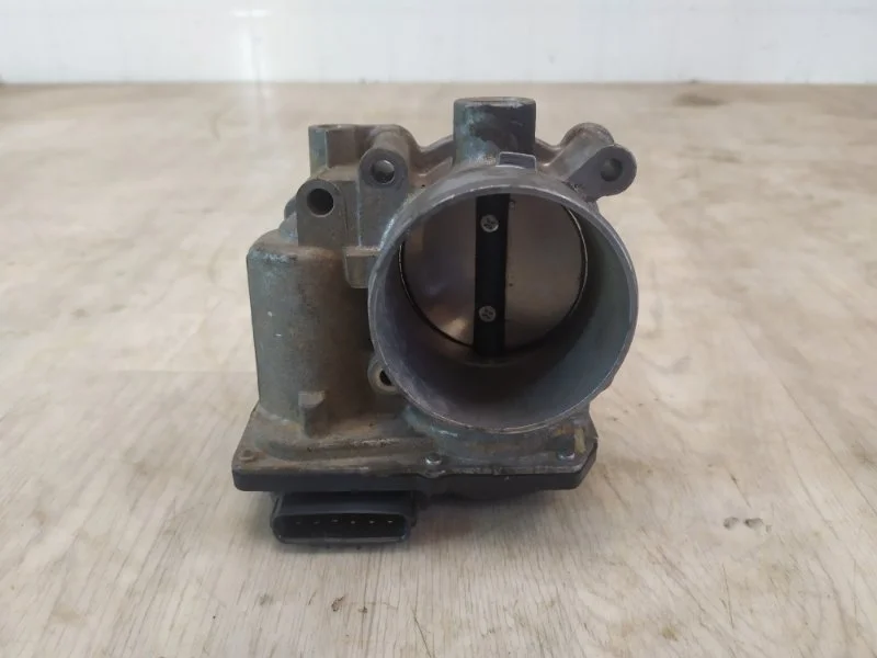 Дросельная заслонка Subaru Legacy 2009 2010 2011 2012 2013 2014 2015 16112AA350