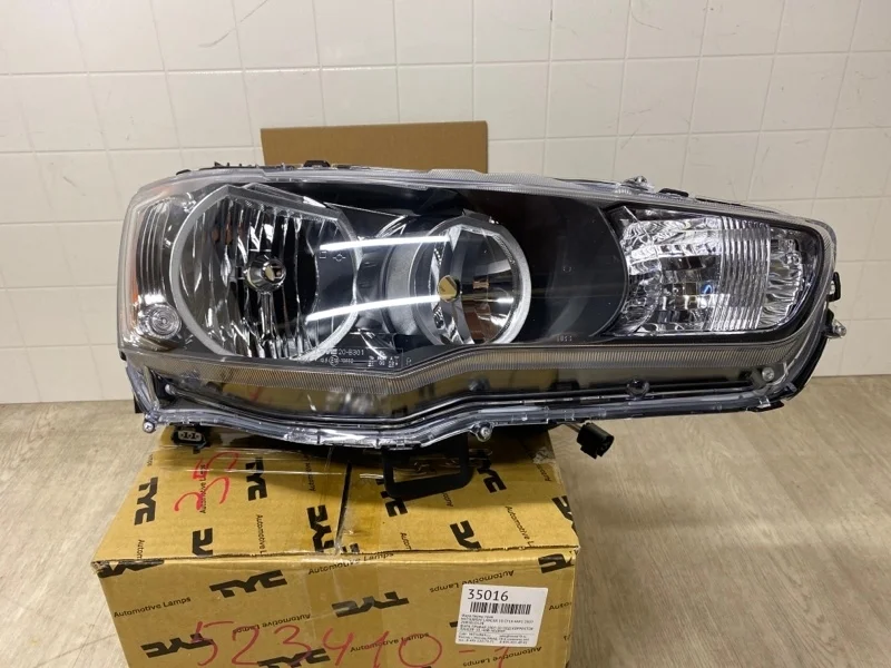 ФАРА MITSUBISHI LANCER 10 2007 20B301052B CY1A 4A91, передняя правая