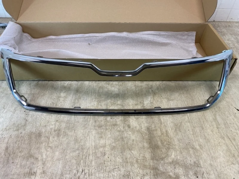 ОКАНТОВКА РЕШЕТКИ РАДИАТОРА Skoda Kodiaq 2016 2017 2018 2019 2020 2021 565853761AF9R NS7, передняя