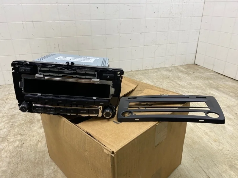 МАГНИТОЛА SKODA OCTAVIA 2004 1Z0035161M 1Z AZV