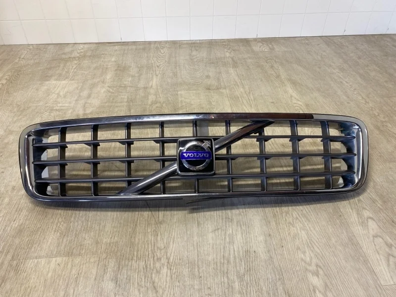 Решетка радиатора VOLVO XC90 2006 2007 2008 2009 2010 2011 2012 2013 2014 30678980 C_24 B5254T2, передняя