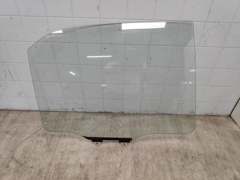 Стекло двери задней MITSUBISHI LANCER 9 2000 2001 2002 2003 2004 2005 2006 2007 2008 2009 2010 2011 MR525742 CS1A 4G13, заднее правое