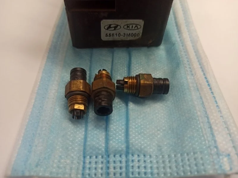 Клапан Hyundai Equus 2009 558103M000 G6DA