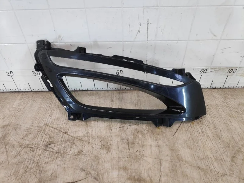 ОКАНТОВКА ПТФ Kia Optima 2010 2011 2012 2013 865522T020 TF D4FDL, передняя правая