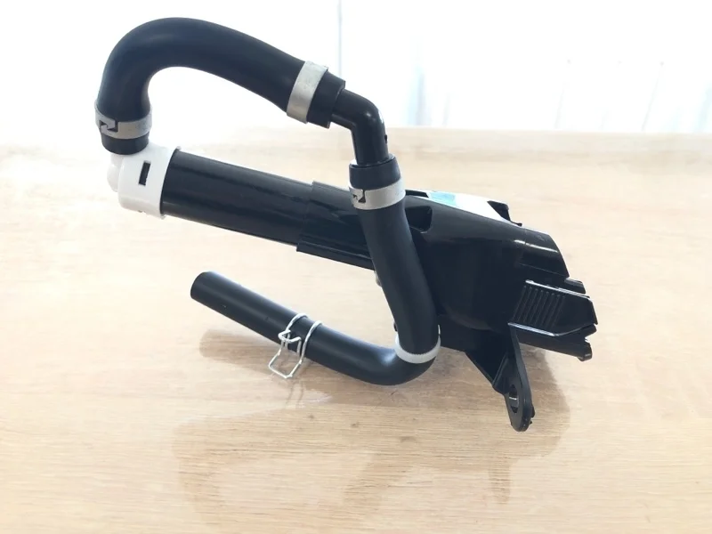 ФОРСУНКА ОМЫВАТЕЛЯ ФАР MITSUBISHI OUTLANDER XL 2006 2007 2008 2009 MBL82640543R CW1W 4B11, правая