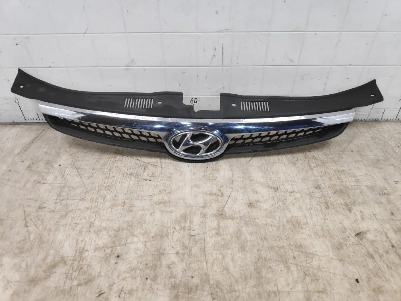 Решетка радиатора HYUNDAI I-30 2007 2008 2009 2010 2011 2012 863512R000 JD 1.4