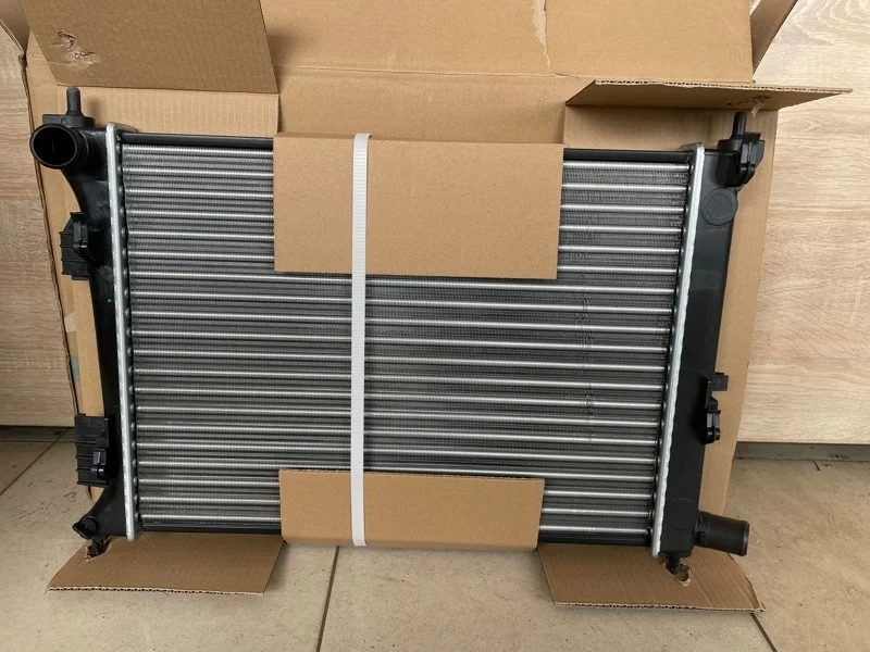 Радиатор ДВС HYUNDAI SOLARIS 1 2010 2011 2012 2013 2014 2015 2016 2017 KK0223