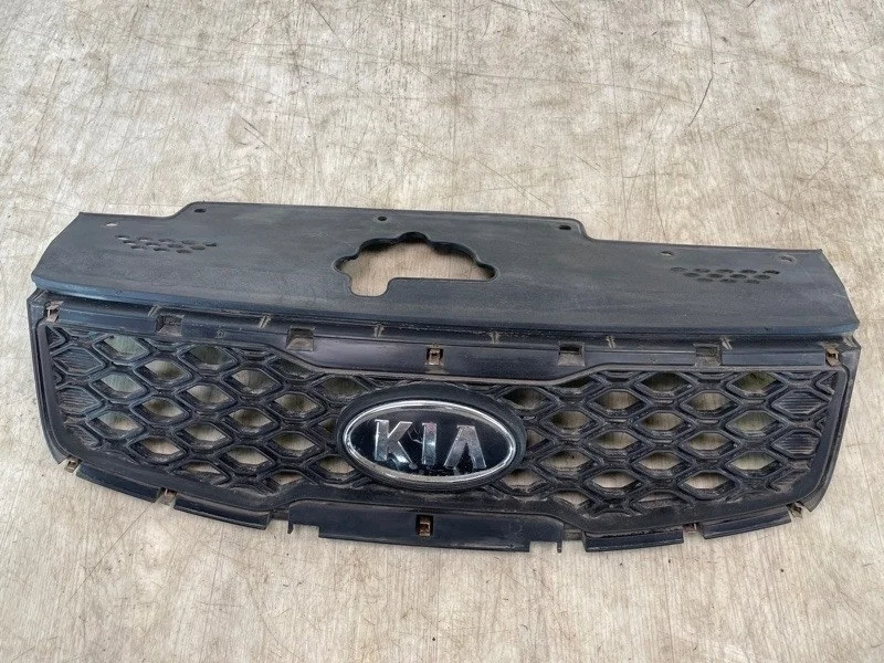 Решетка радиатора KIA RIO 2009 2010 2011 863601G600