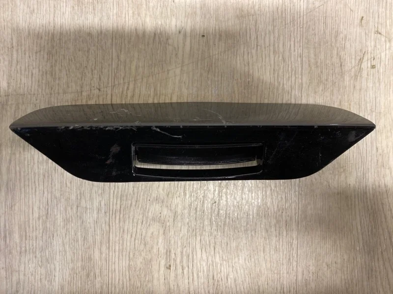 РУЧКА ОТКРЫВАНИЯ КРЫШКИ БАГАЖНИКА PEUGEOT TRAVELLER 2016 2017 2018 2019 2020 2021 2022 9828887277, задняя