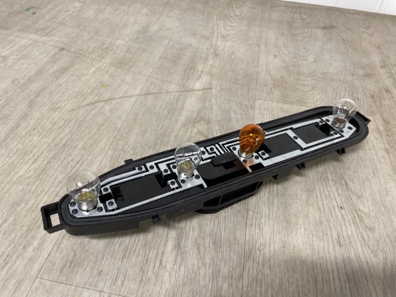 Плата стоп-сигнала PEUGEOT PARTNER 2015 2016 2017 2018 2019 2020 2021 2022 6350FH, задняя