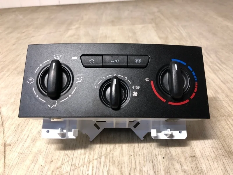 Блок управления вентилятором CITROEN BERLINGO 9676532480