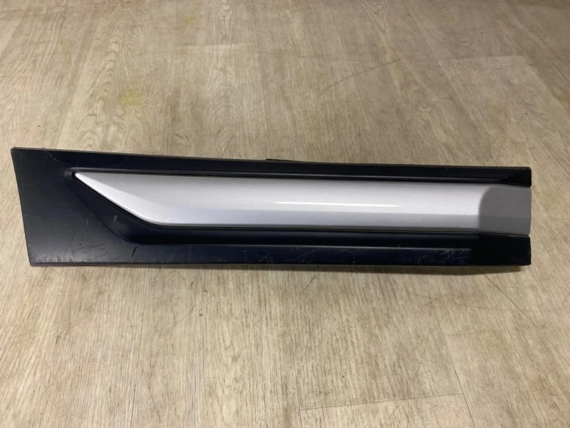 Молдинг на дверь Mitsubishi Outlander 3 2015 2016 2017 2018 2019 2020 2021 5757A516 GF 4B10 4B11 4B12 6B31, задний правый