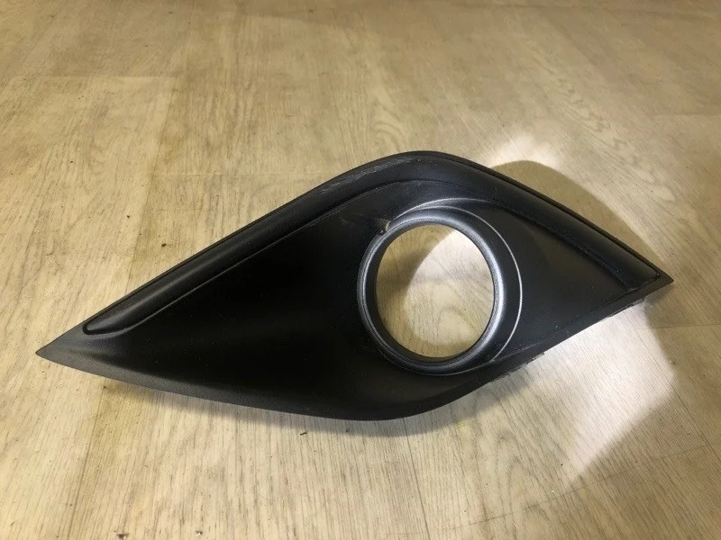 ОКАНТОВКА ПТФ MITSUBISHI OUTLANDER 3 2015 2016 2017 2018 2019 2020 2021 2022 6400G481 GF, передняя левая