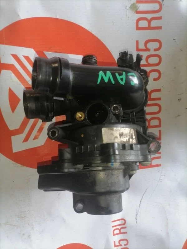 Помпа Volkswagen Tiguan 2010 5N1