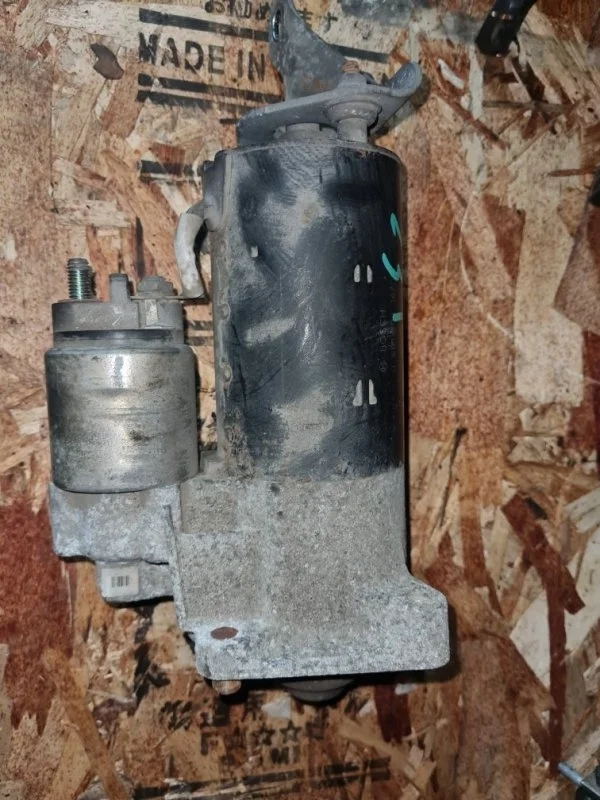 Стартер Volvo V70 2000 универсал