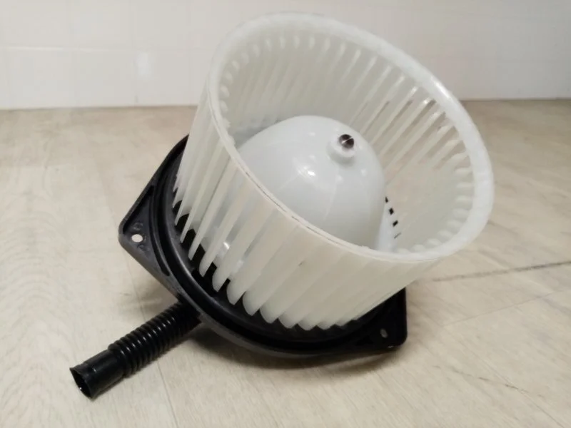 Мотор печки Mitsubishi Outlander Xl 2006 2007 2008 2009 2010 2011 2012 2013 2014 2015 4028952 CW1W 4B11