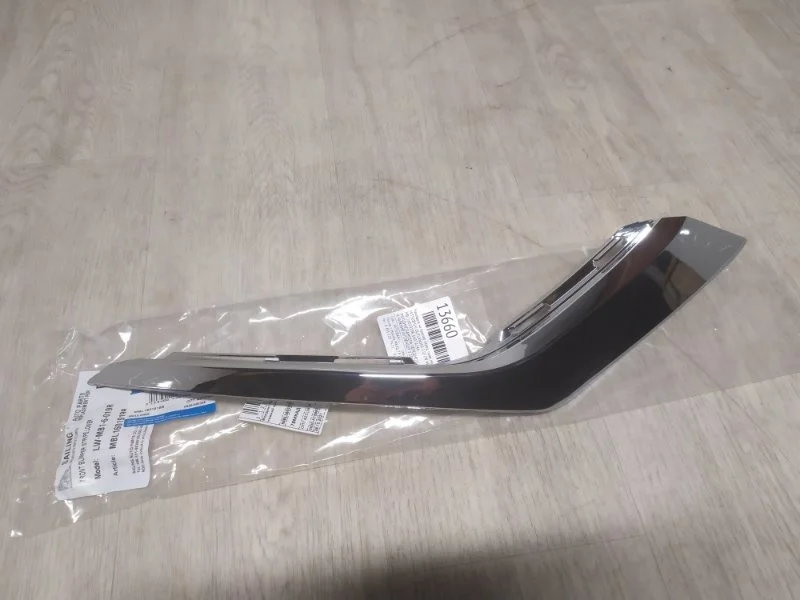 Накладка на бампер MITSUBISHI OUTLANDER 3 2012- MBL1601919R GF2W 4B10, передняя правая