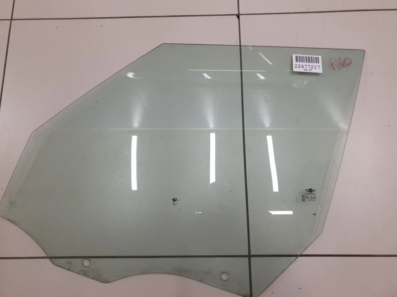 Стекло двери передней левой для Mini Countryman R60 2010-2016