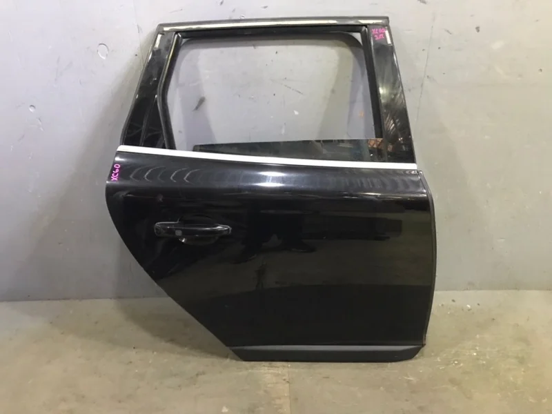 Дверь Volvo XC60 1 поколение DZ