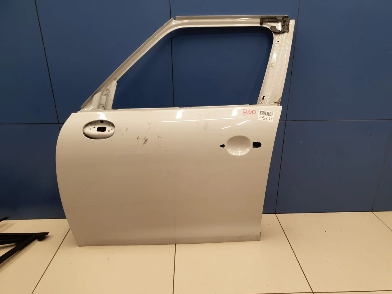 Дверь левая передняя для Mini Countryman R60 2010-2016