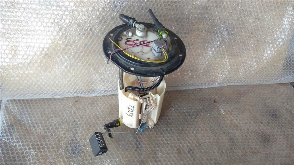 Б.у. насос топливный SUZUKI GRAND VITARA JB420 SUZUKI GRAND VITARA JB420