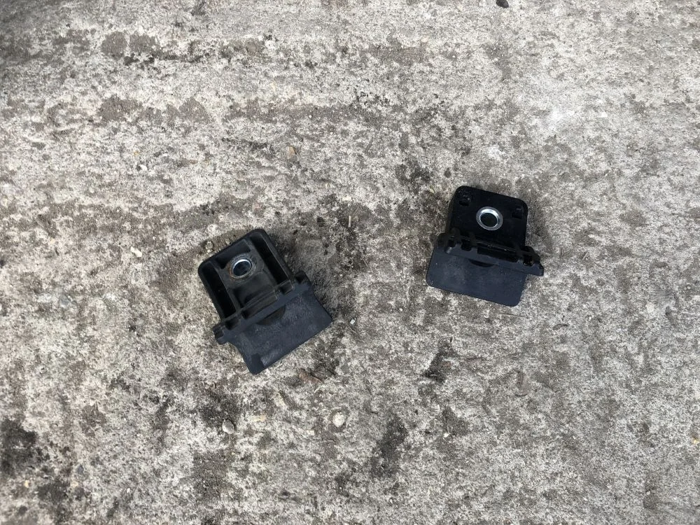 кронштейн радиатора opel astra J