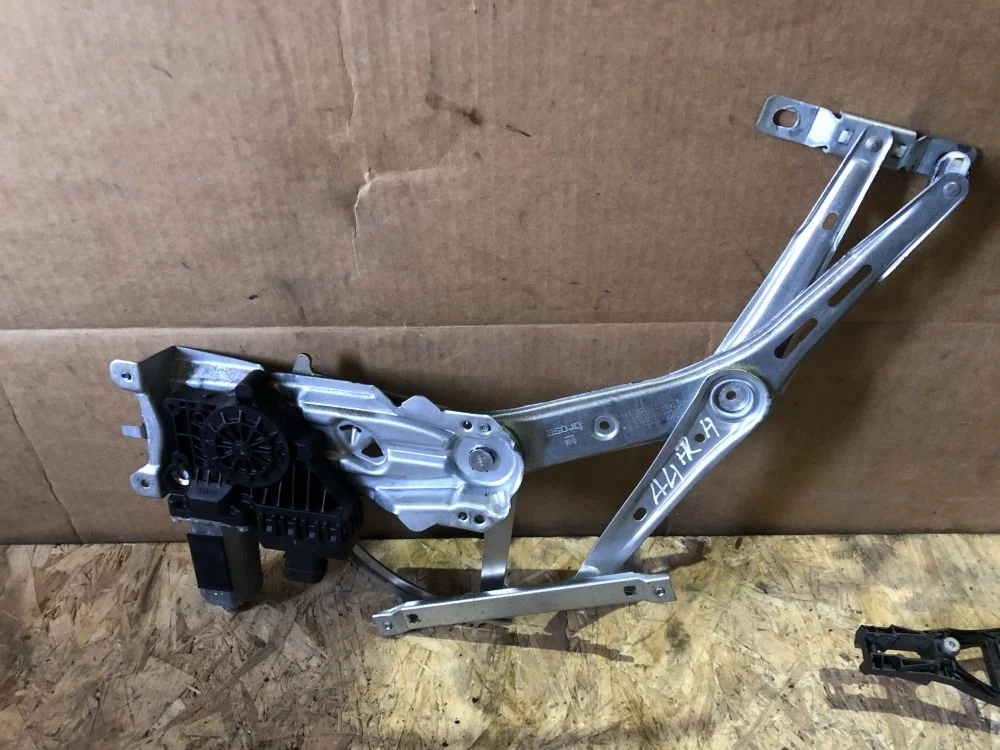 стеклоподъемник передний правый opel astra H