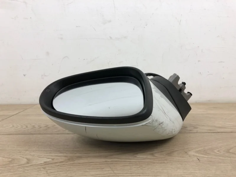 Зеркало VW Touareg 2 2010-2018 7P