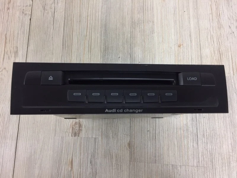 Cd/mp3-чейнджер Audi Q7 2006-2010 4L