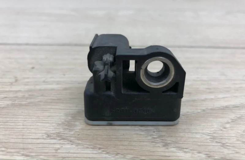 Датчик ускорения VW Touareg 2 2010-2018 7P