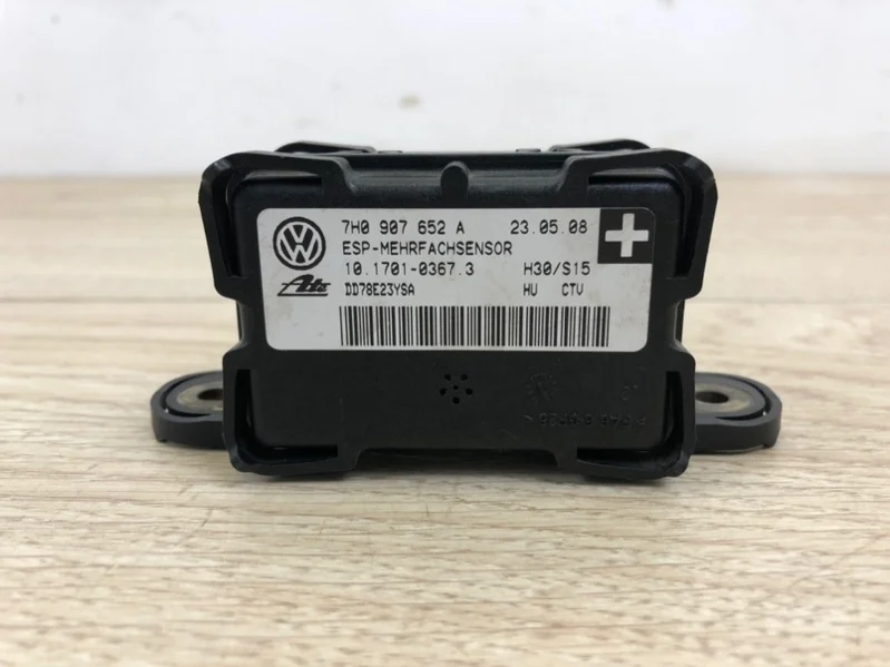 Датчик ускорения esp VW Touareg 2003-2010 7L