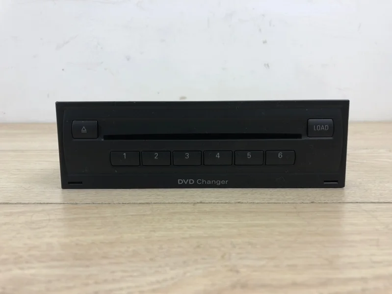 Ченджер компакт дисков VW Touareg 2 2010 7P